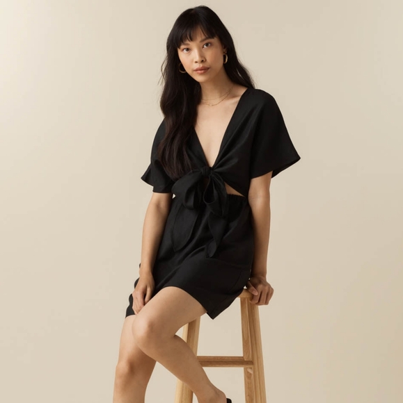 Vetta Convertible Wrap Linen Blend Dress Short Black Minimalist Preppy XS - Picture 2 of 11